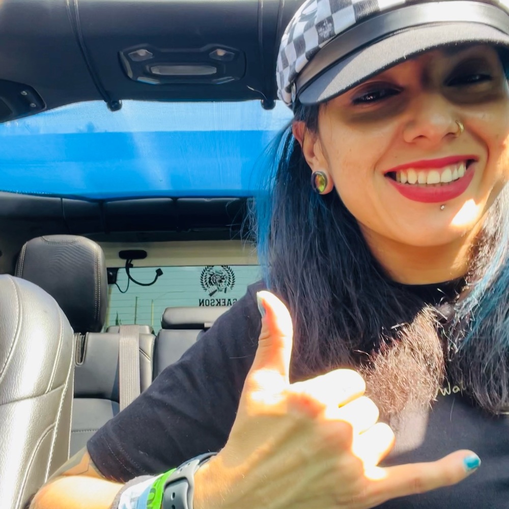 Meet your Posher, Vanessa